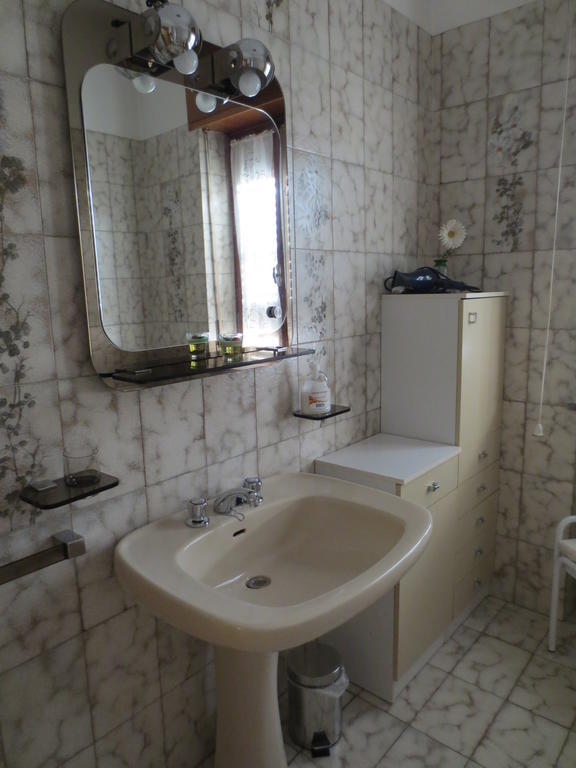 לינה וארוחת בוקר Mombello Monferrato Casa Giordano מראה חיצוני תמונה